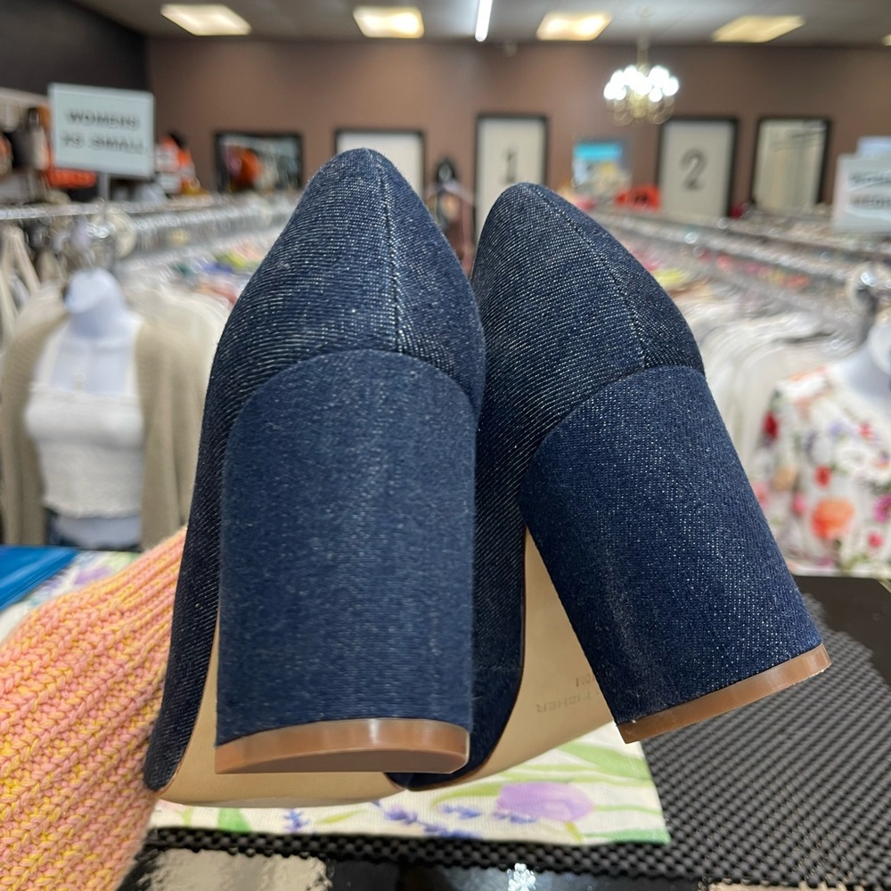 Marc Fisher Dark Denim Pointed Toe Block Heel Pumps - Picture 7 of 10